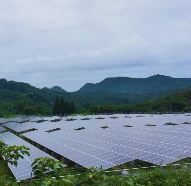 A photo of the solar power plant in Suimei